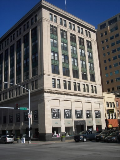 13. Union Arcade Building